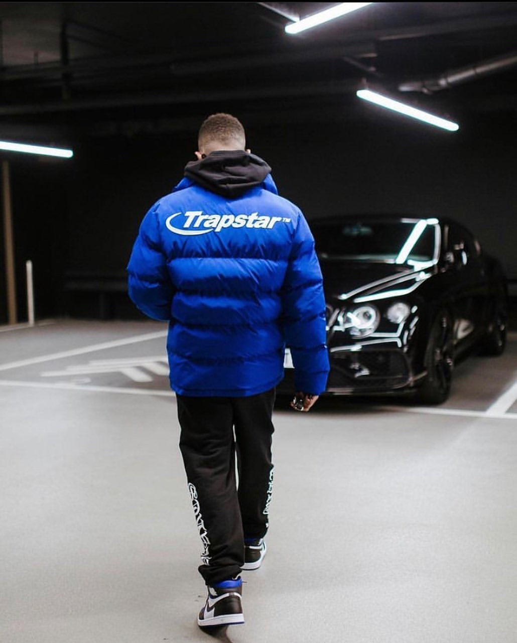 DOUDOUNE TRAPSTAR HYPERDRIVE JACKET - BLUE DOWN LOGO WHITE