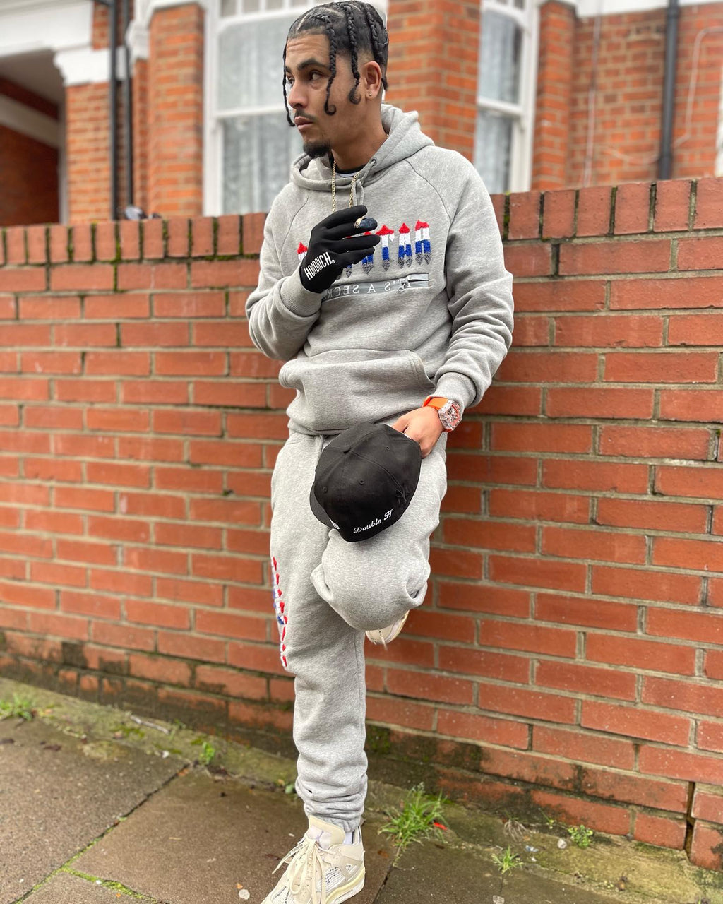 ENSEMBLE JOGGING TRAPSTAR - DECODED HOODED REVOLUTION CHENILLE GREY- (RED , WHITE, BLUE)